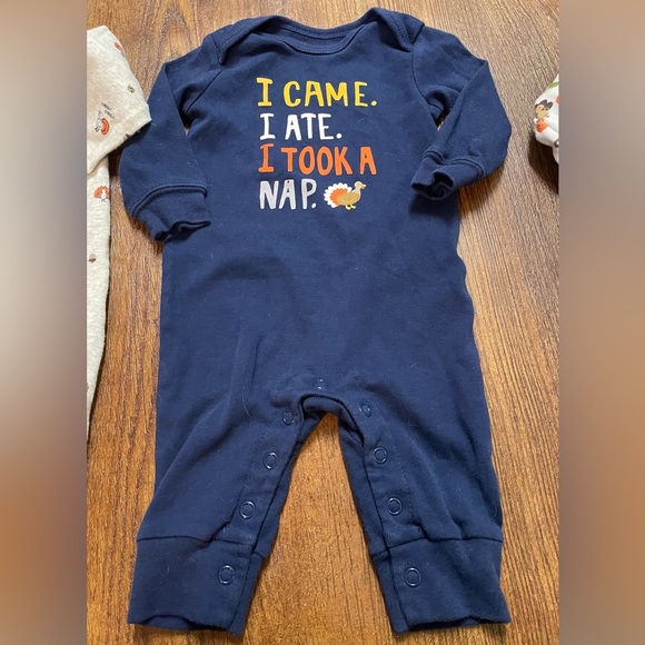 Thanksgiving Outfit and Pajamas - Picture 2 of 8